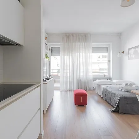 Buonvicini Urban Light